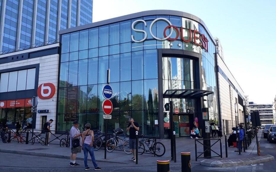 Levallois-Perret -Porte De Paris Extérieur photo